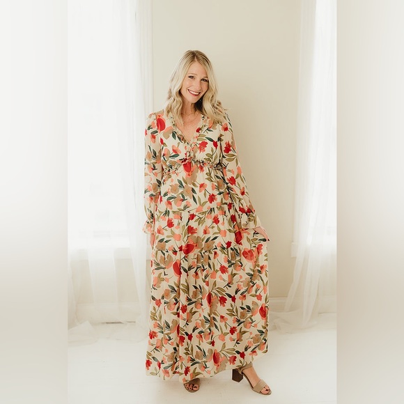 Bohemian - Floral Dress - Picture 2 of 3